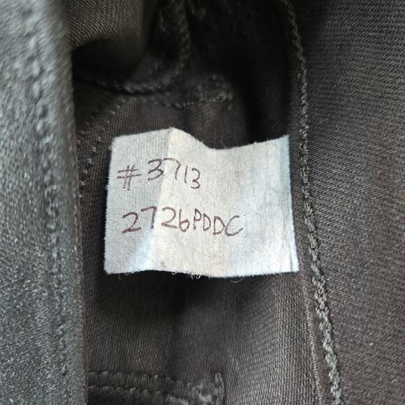 L'Agence Alyssa Coated High Rise Bermuda Faux Leather Shorts Size 25 NWT - Picture 9 of 9